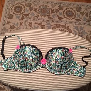 Victoria’s Secret Sexy Little Things Bra